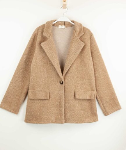 Blazer Mujer Ouka | Elegancia y versatilidad
