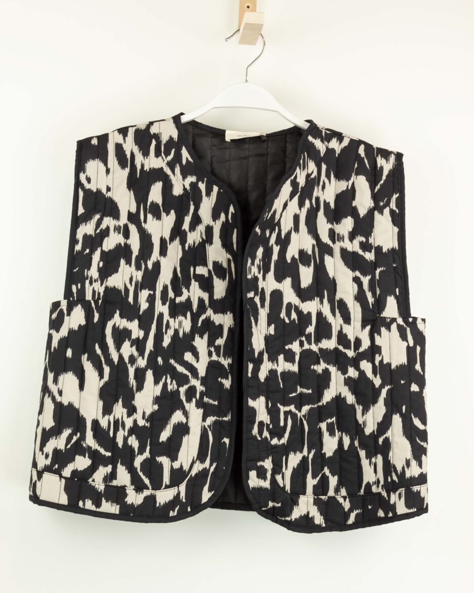 ouka_chaleco_estampado